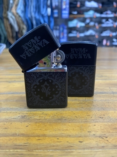 ISQUEIRO DE BOLSO DE METAL RECARREGÁVEL - BANDANA