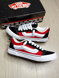 TENIS VANS KNU SKOOL RED TRUE WHITE - PRETO/VERMELHO