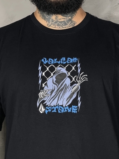 CAMISETA VOLCOM THUNDERTAKER - PRETO - loja online
