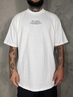 CAMISETA BLUNT PREMIUM COSMIC - BRANCO OFF NEW WHITE - comprar online