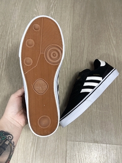 Imagem do TÊNIS ADIDAS BUSENITZ - PRETO/BRANCO