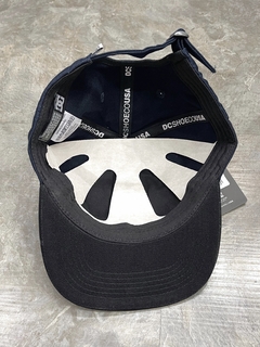 BONE DC SHOES DESCONTRUIDO GARAGE - MARINHO PRETO - loja online