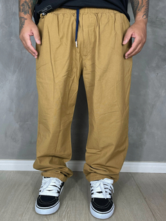 CALÇA RETA TUPODE LEISURE WORK - CARAMELO - comprar online