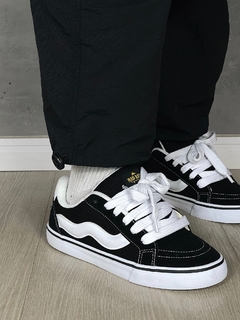TÊNIS MAD RATS MR BULKY CLASSIC 90 PRETO E BRANCO na internet
