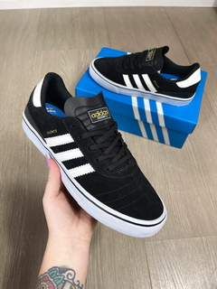 TÊNIS ADIDAS BUSENITZ - PRETO/BRANCO