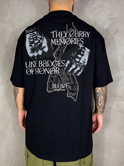 CAMISETA BLUNT ESPECIAL OVER MEMORIES - PRETO