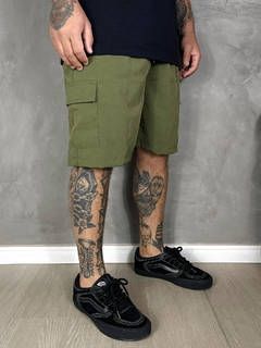 BERMUDA CARGO TACTEL AGACE - VERDE - comprar online