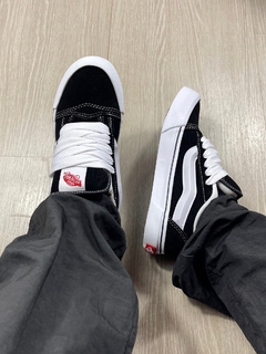 TENIS VANS KNU SKOOL BLACK TRUE WHITE - PRETO na internet