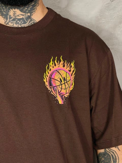 CAMISETA BLUNT SMILEY - MARROM na internet