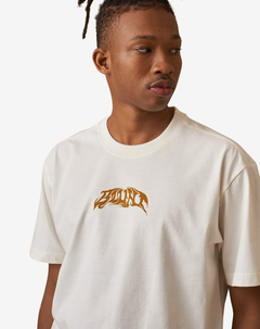 CAMISETA BLUNT - LETTERING - loja online