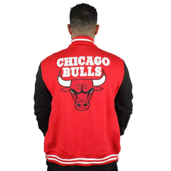 MOLETOM COLLEGIAL ABERTO CHICAGO BULLS - PRETO/VERMELHO - Agacê Store