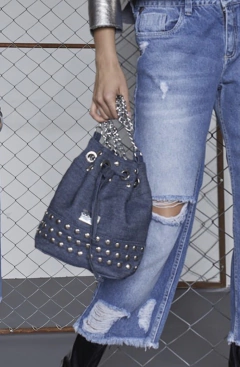 Bolsa Renata  na internet