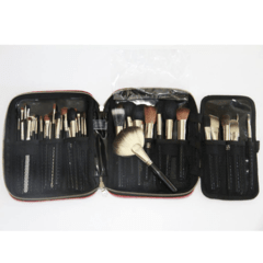 Cartuchera PRO NEGRA CHAROL MAKE UP SUPPLIES