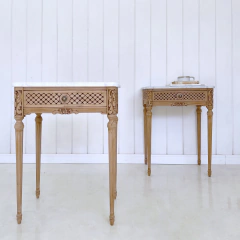 Mesitas de luz ~Adolfina~