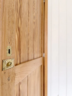 Ropero - Amadeo - en internet