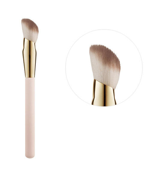 Rare Beauty soft pinch blush brush