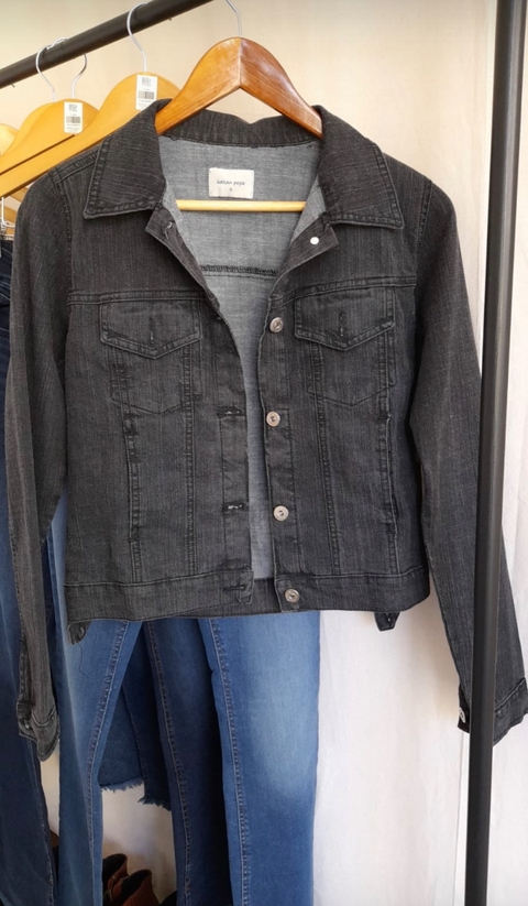 CAMPERA JEANS NEGRA SKINNY