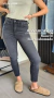 DENIM MOM GRIS AHUMADO ELÁSTIZADO