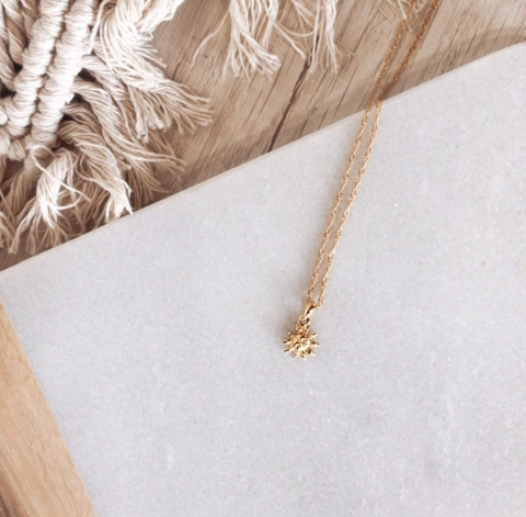 COLGANTE SUN (BAÑADO EN ORO)