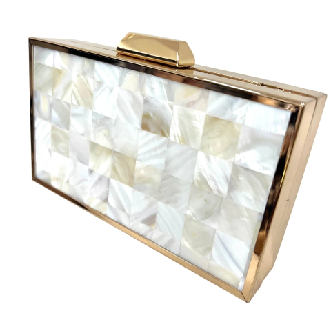 Clutch Madrepérola Branca e dourado