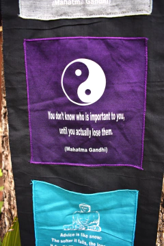 Banderín Frases Mahatma Gandhi - tienda online