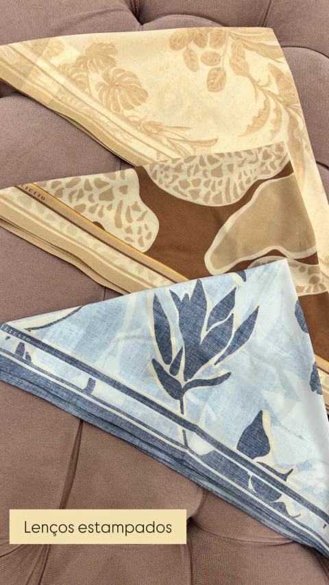 LENÇO IL PEQUENO ESTAMPADO - comprar online