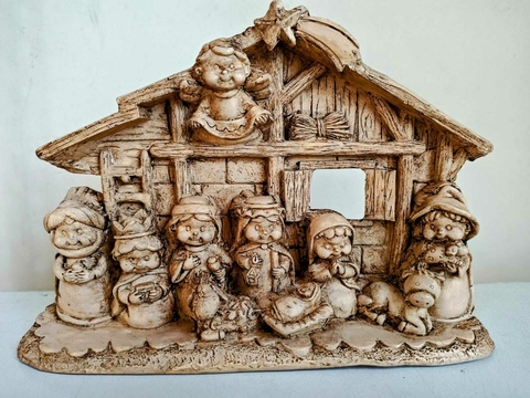 PESEBRE INFANTIL DE YESO PINTADO - comprar online