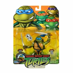 MUÑECO FIGURA LEONARDO TORTUGAS NINJA CON ACCESORIOS