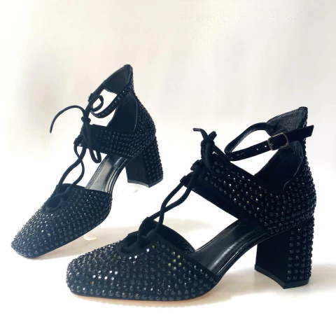 MODELO 77303 CAMURÇA PRETA COM HOTFIX - comprar online