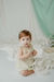 Nena con vestido Lemna, rayado con recorte de broderie y bombachudo en combinacion y detalle en lurex