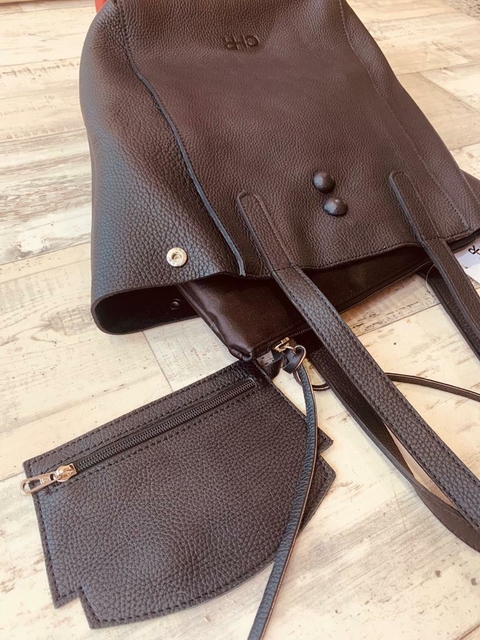 Bolso con neceser