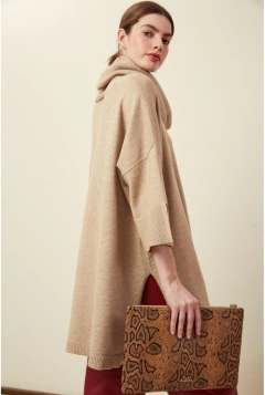 POLERON LIVERPOOL (beige) - MaryCruz
