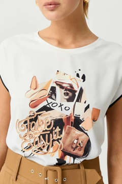 Remera Gossip en internet