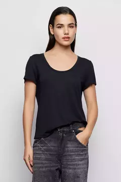 Remera Jazy en internet