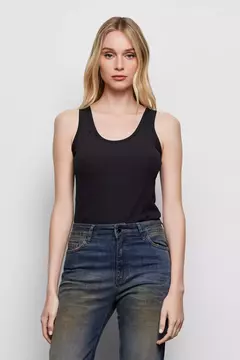 Musculosa Vero en internet
