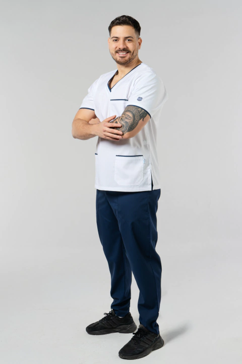 Ambo Leo blanco con azul marino