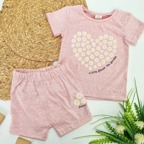 OUTLET CON FALLA REMERA + SHORT ROSA CORAZON DE MARGARITA Nº124 - comprar online