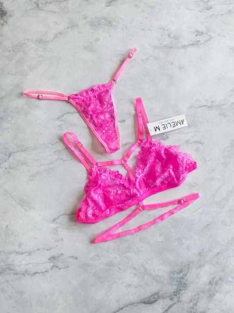 SET INDIRA PINK NEON -sin cambio-