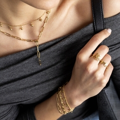 ANILLO 7 PETALOS GOLD DE ACERO DORADO - comprar online