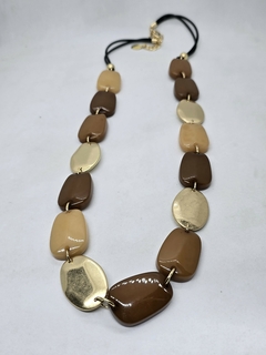 Collar Cuentas planas de Acrilico y metal - Luna Garzón