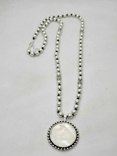Collar Medallon - Luna Garzón