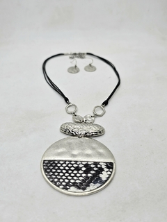 Collar Metal Rústico y print - comprar online