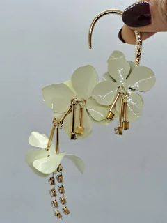 Aro ear cuff en internet