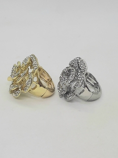 Anillo Camelia en internet