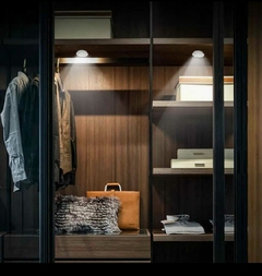 Imagen de Luz Led Pack x 3 Con Control Remoto Escaleras Placard