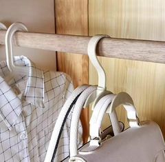 Percha organizadora multiuso carteras ropa accesorios espacios reducidos 360 *