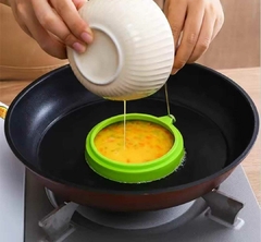 Molde anillo para panqueques y huevos de silicona en internet