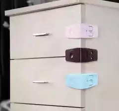 Imagen de Traba cajones armarios puertas protector seguridad