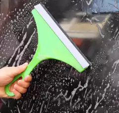 Secador vidrios espejos manual con mango