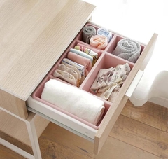 Organizador accesorios escritorio con divisiones. en internet